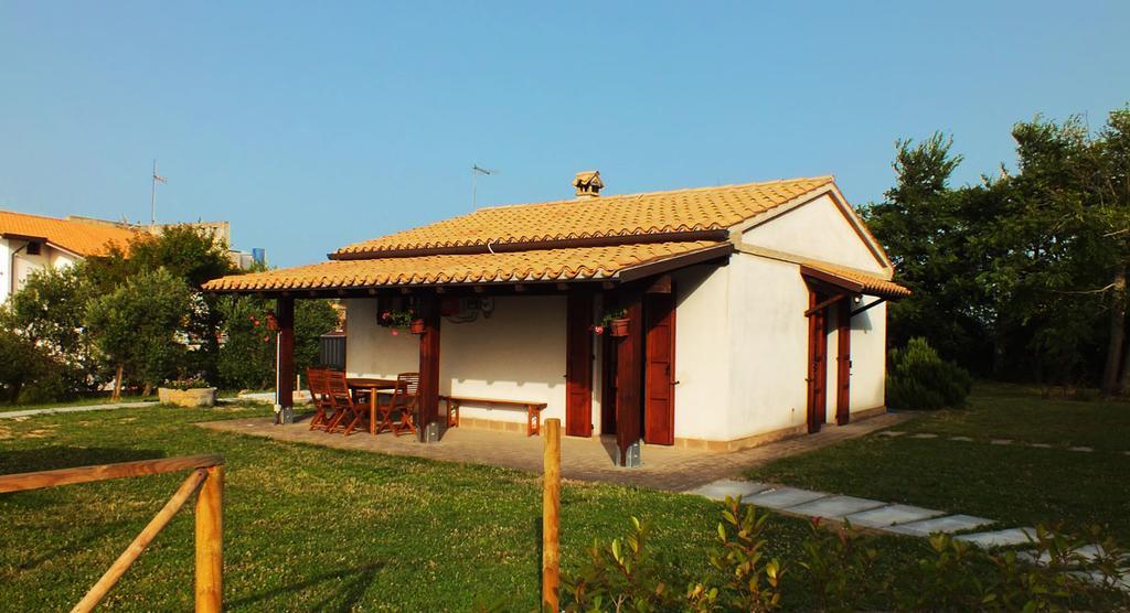 Agriturismo La Casa Della Lavanda - Il Rustico Marina di Montemarciano Buitenkant foto